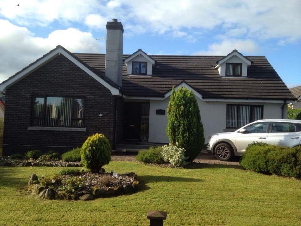 Tara House Bed & Breakfast Ballycastle Eksteriør bilde
